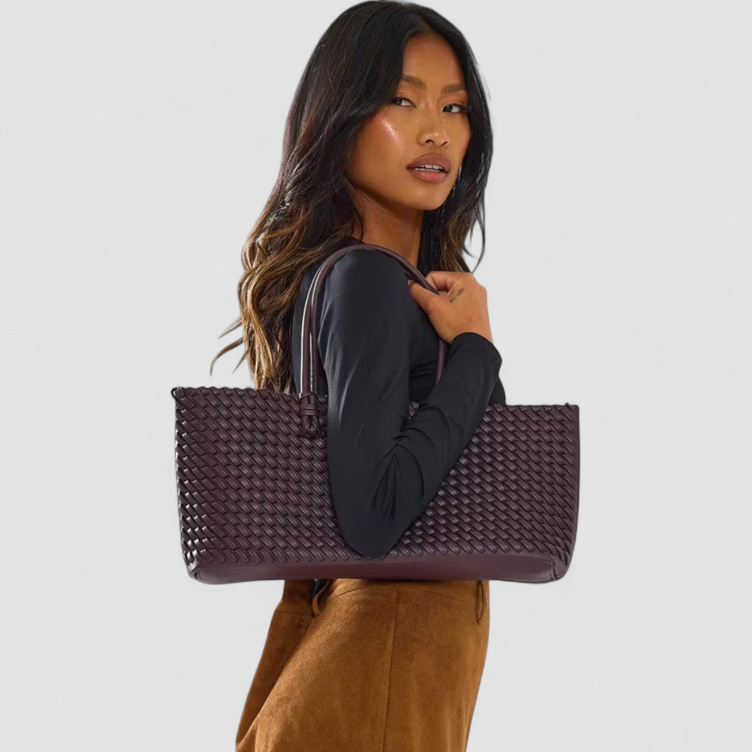 Alma Oversized Shoulder Bag In Woven Vegan Leather