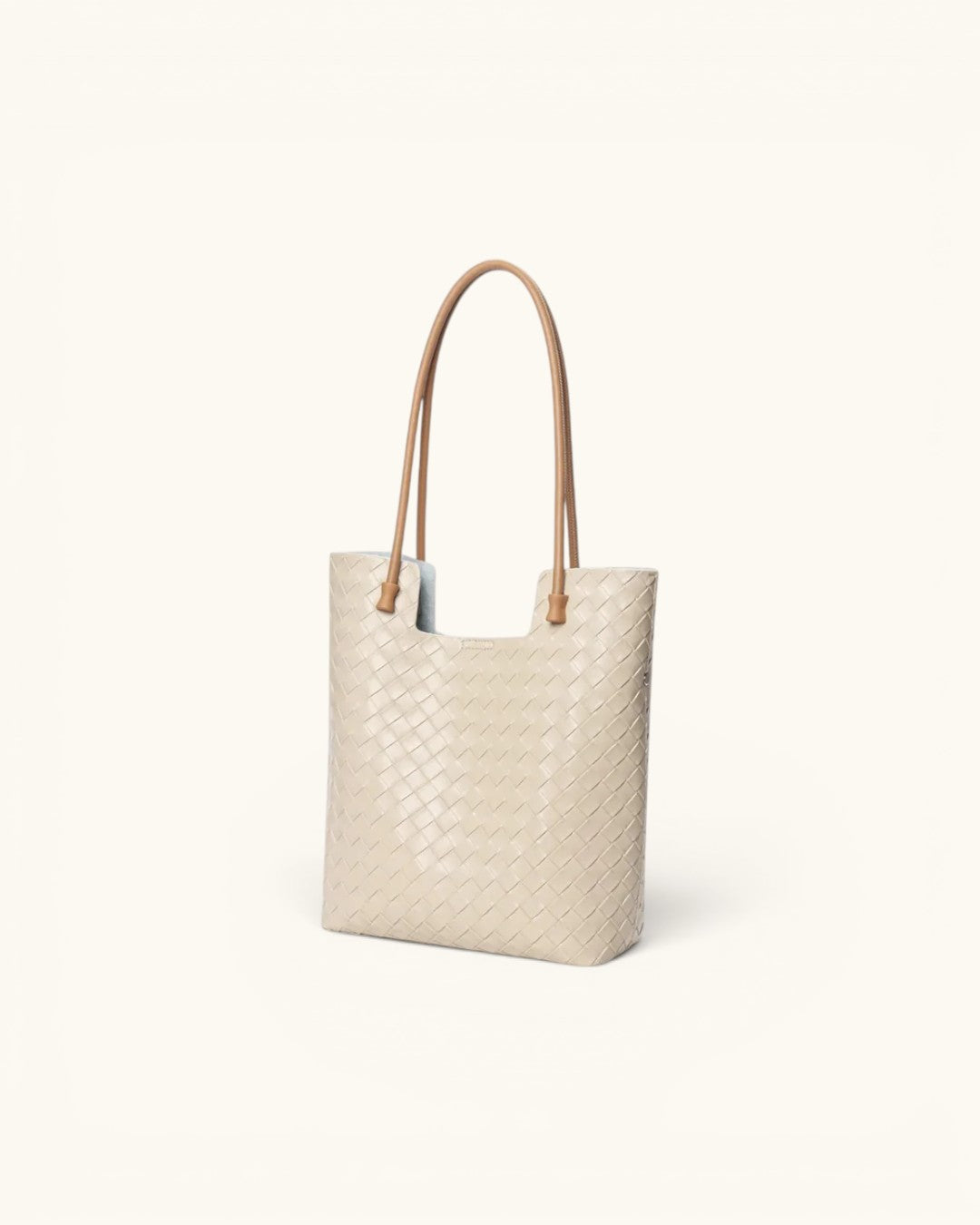 The Elowen Tote in Pure Leather