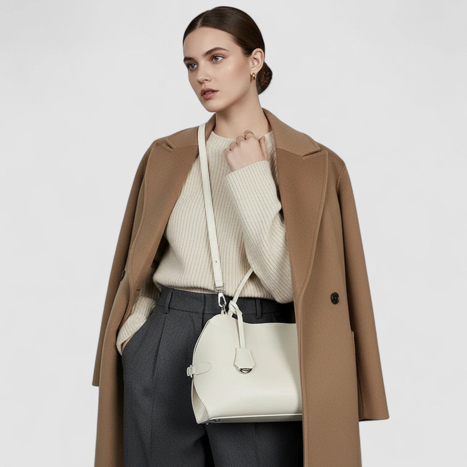 The Celeste Hobo in Pure Leather