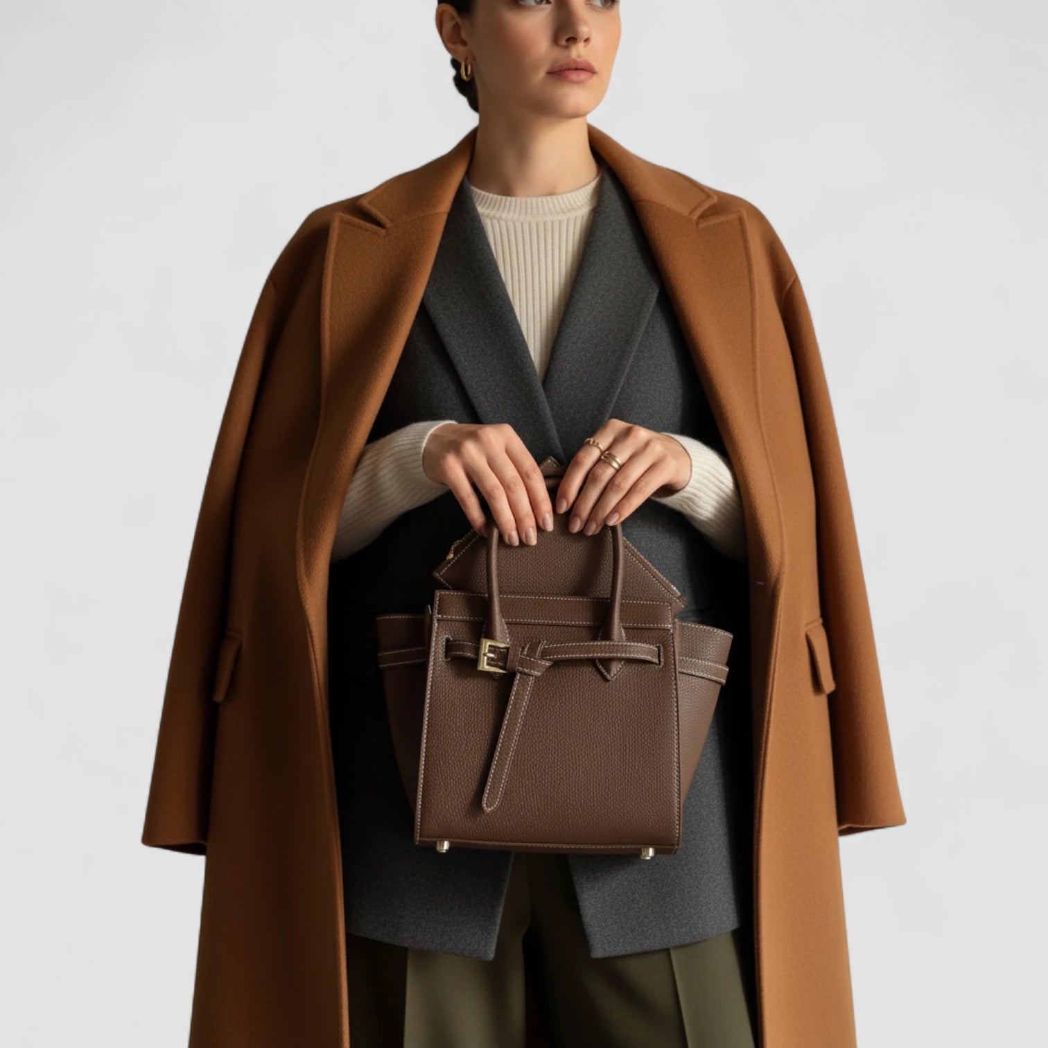 Celenia Handbag in Pure Leather