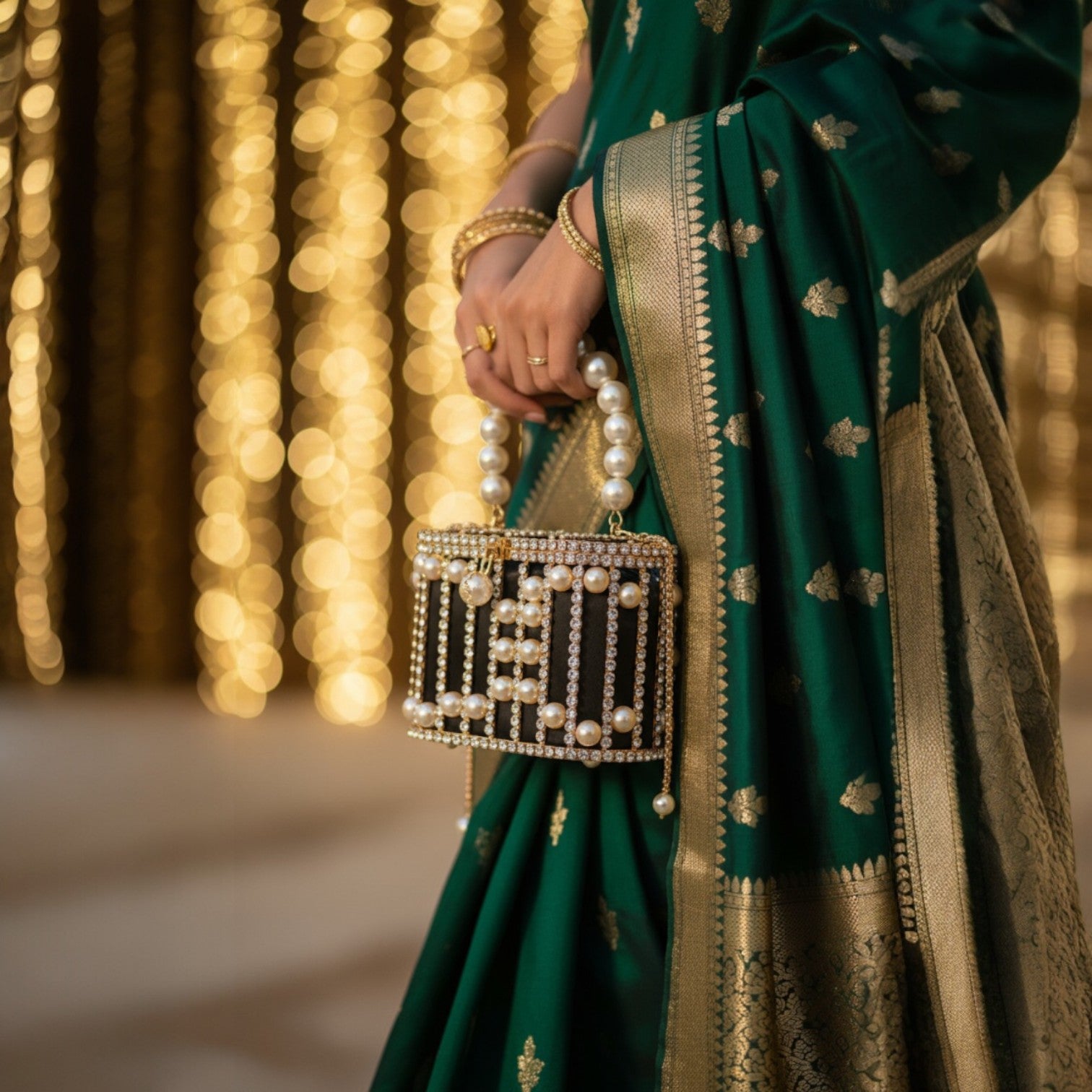 Maharani Pearl Evening Casket