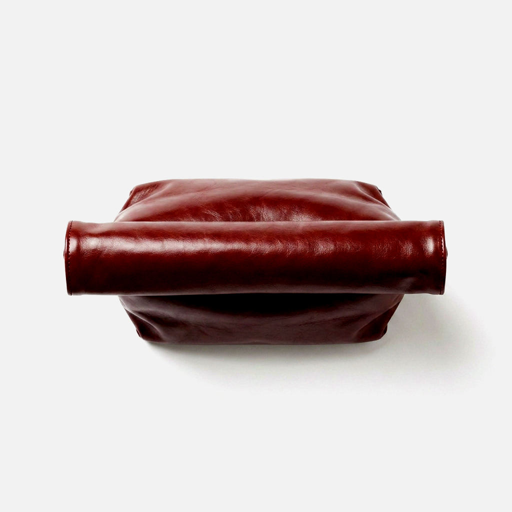 Margot clutch bag in Vegan Leather