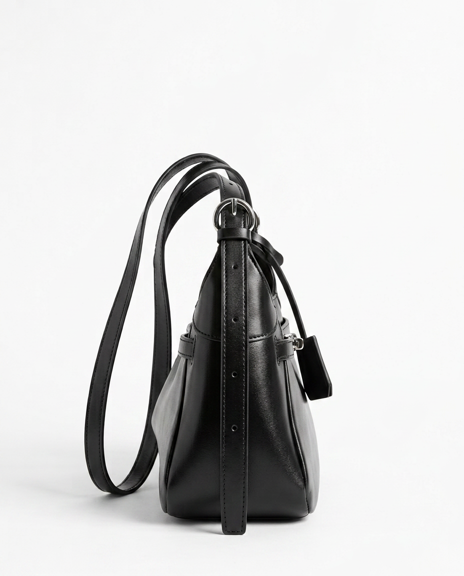 The Solenne Shoulder Bag in Pure Leather