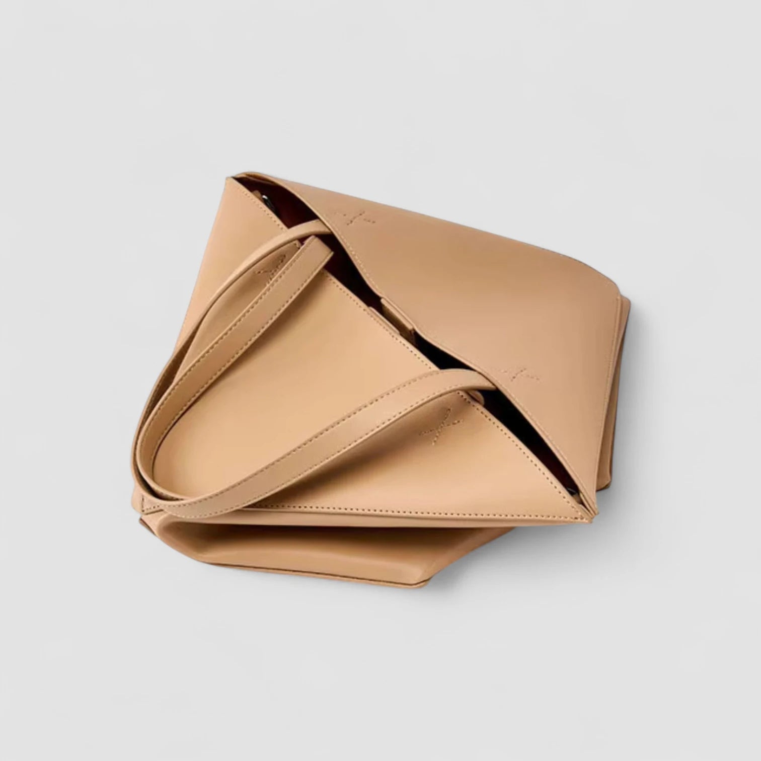 The EDA Tote Bag in Pure Leather