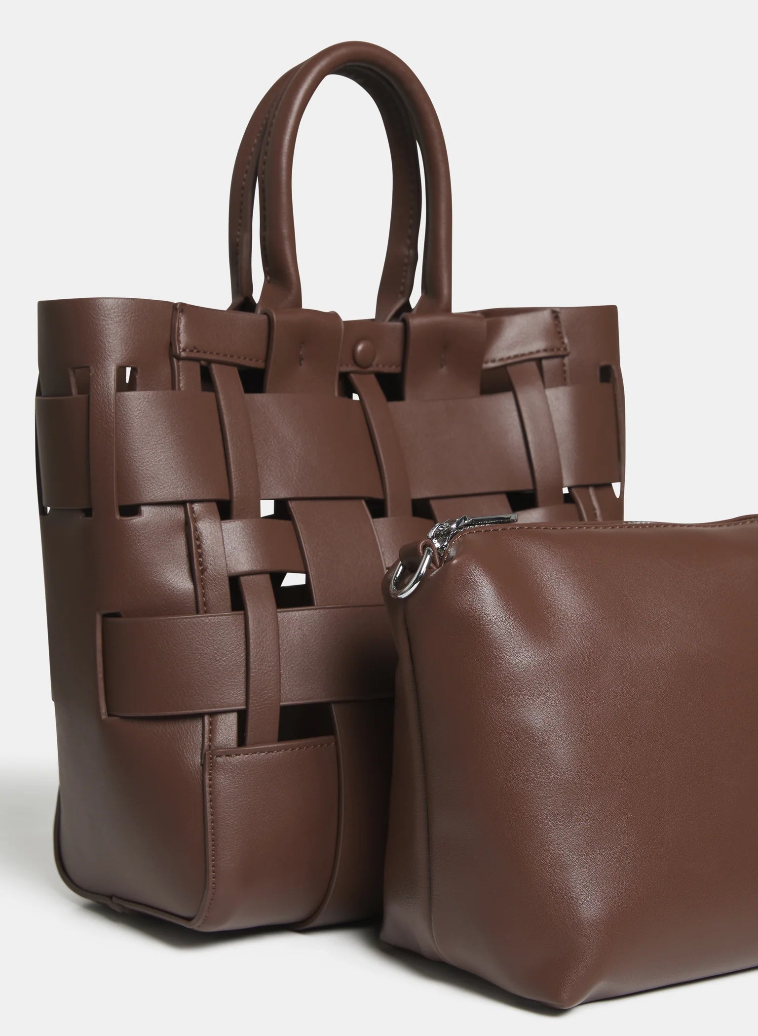Yiva Weave Handbag in Vegan Leather