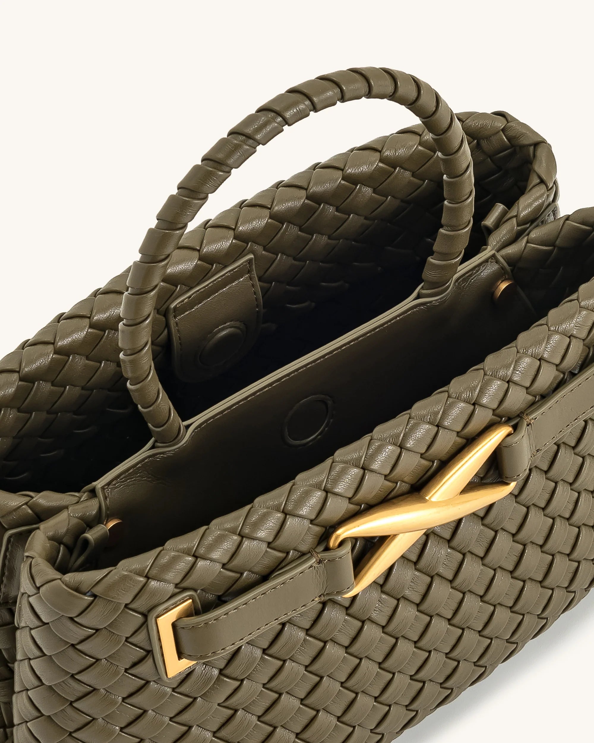 Velora Handbag in Vegan Leather
