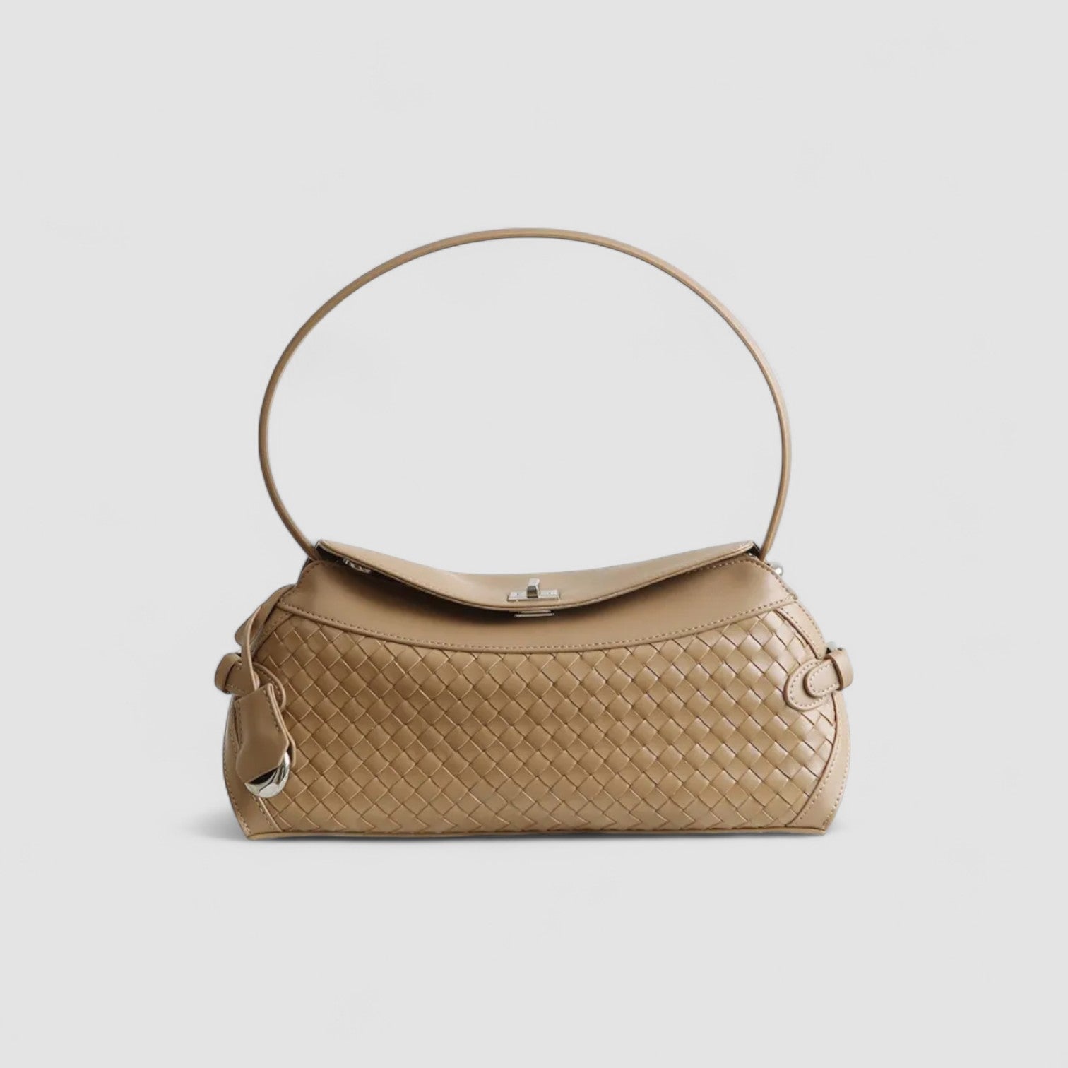 Linea Intrecciata bag in pure leather