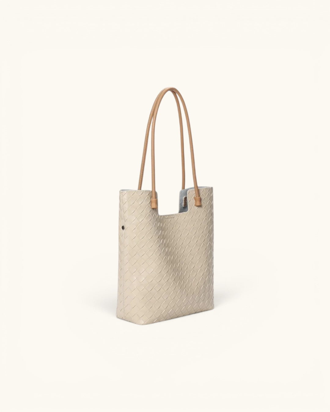 The Elowen Tote in Pure Leather