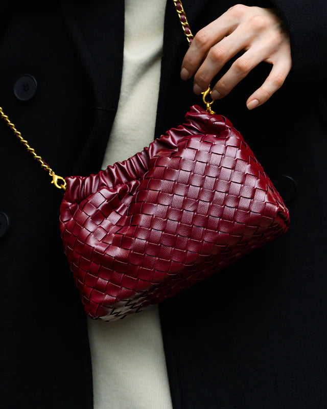 The Amélie Pouch