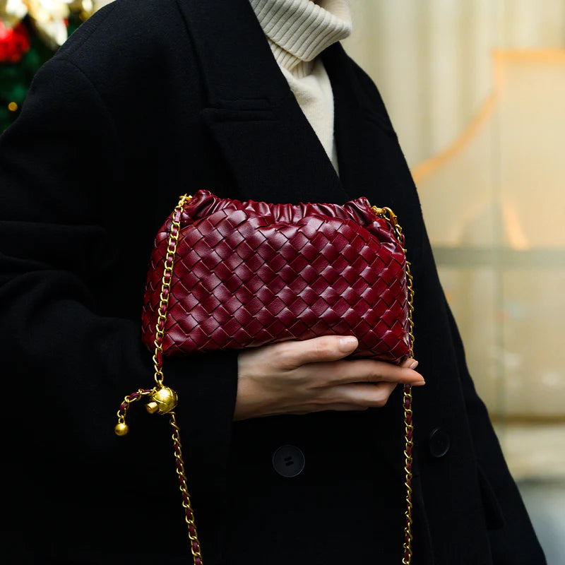 The Amélie Pouch