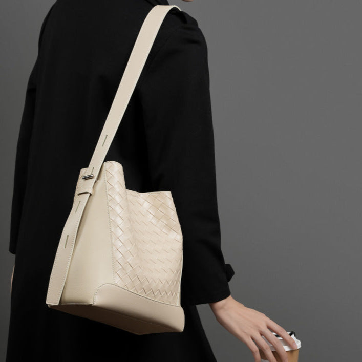 Eshaya Leather Bag inspired by Taj Mahal