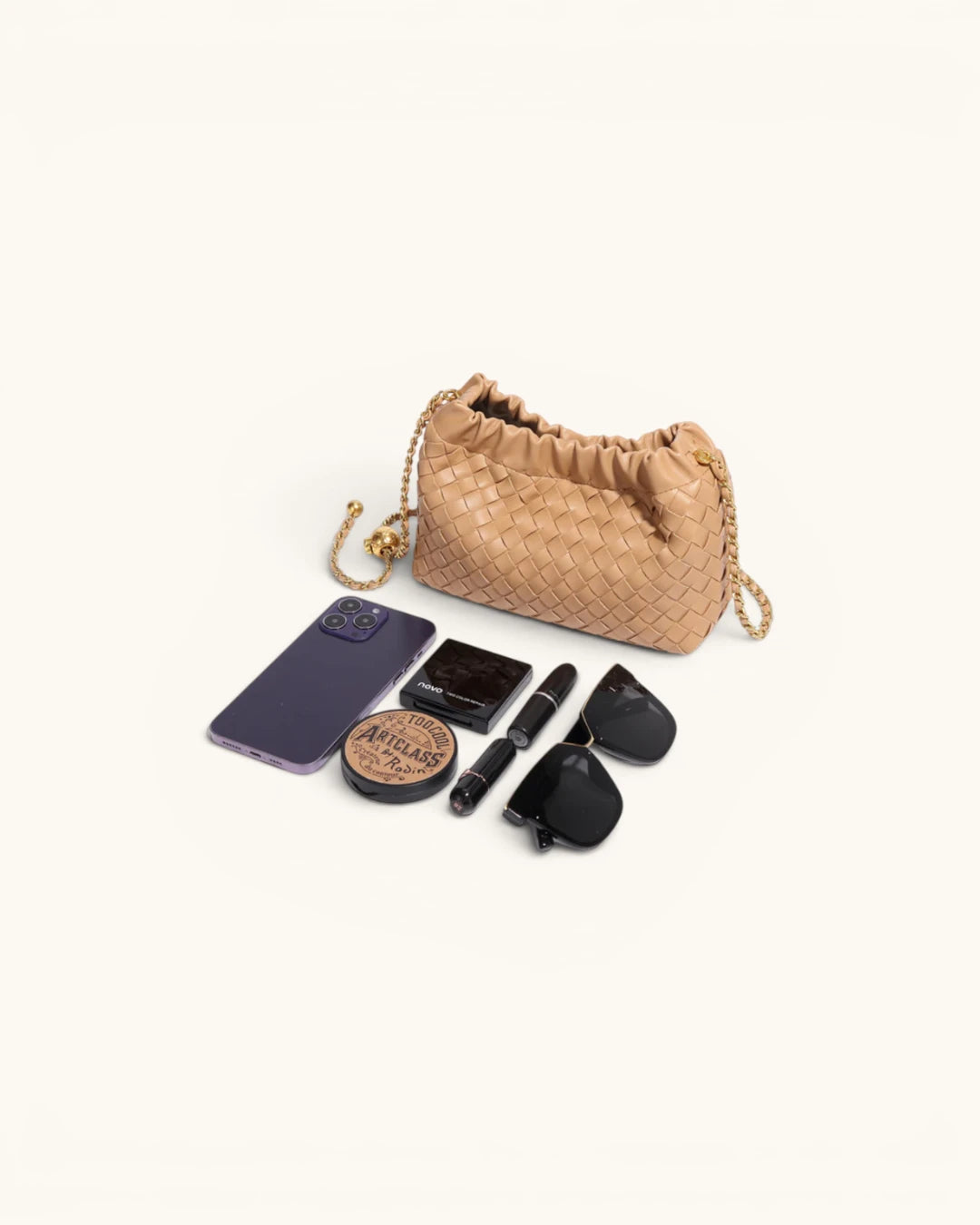 The Amélie Pouch