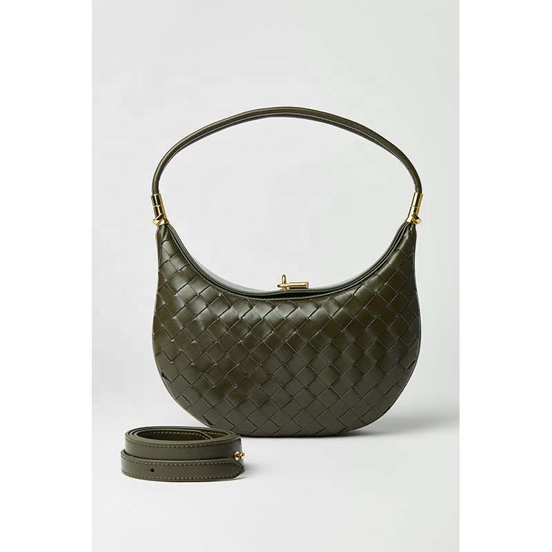 Olivaire handbag in pure leather