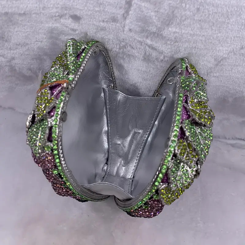 Vitis Luxe Clutch