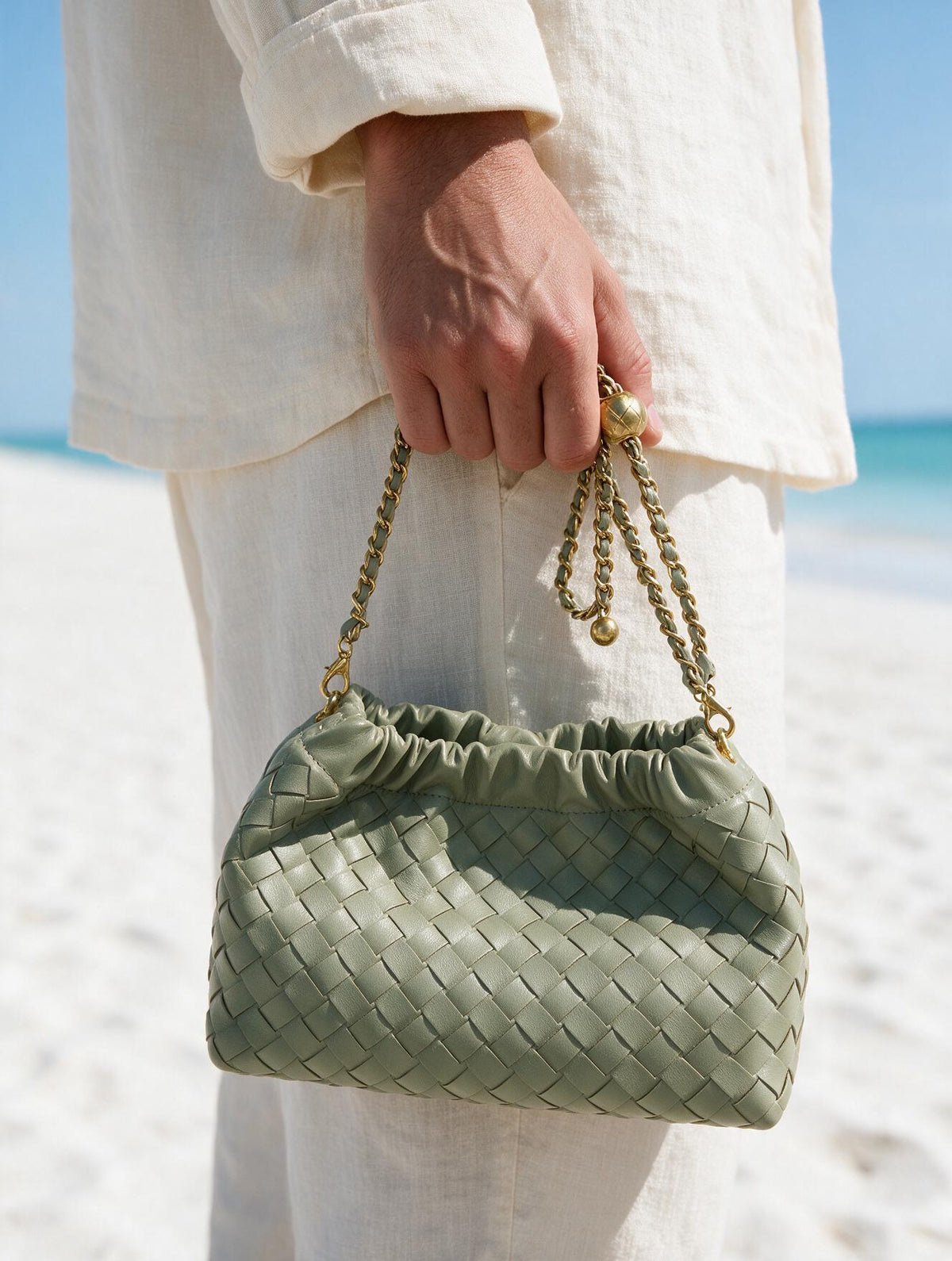 The Amélie Pouch