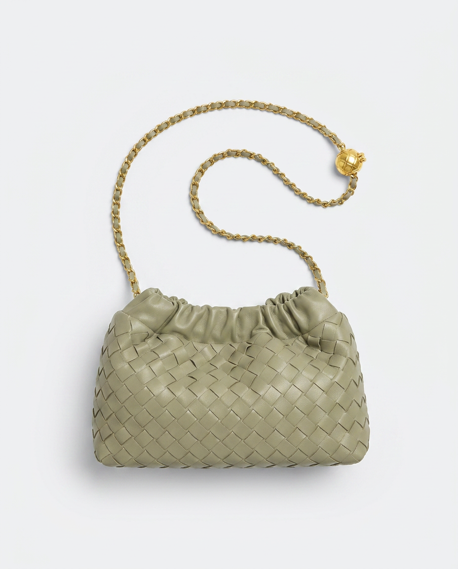 The Amélie Pouch