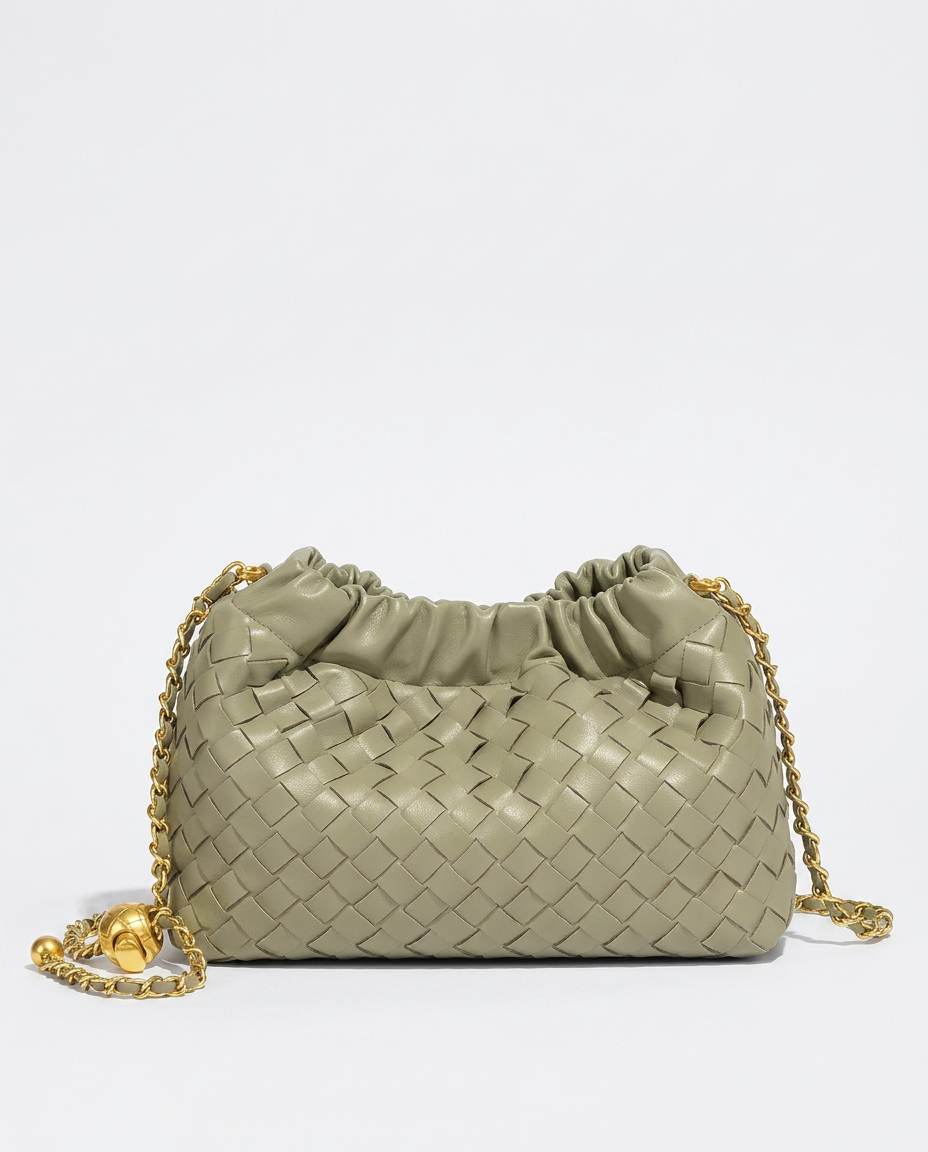 The Amélie Pouch