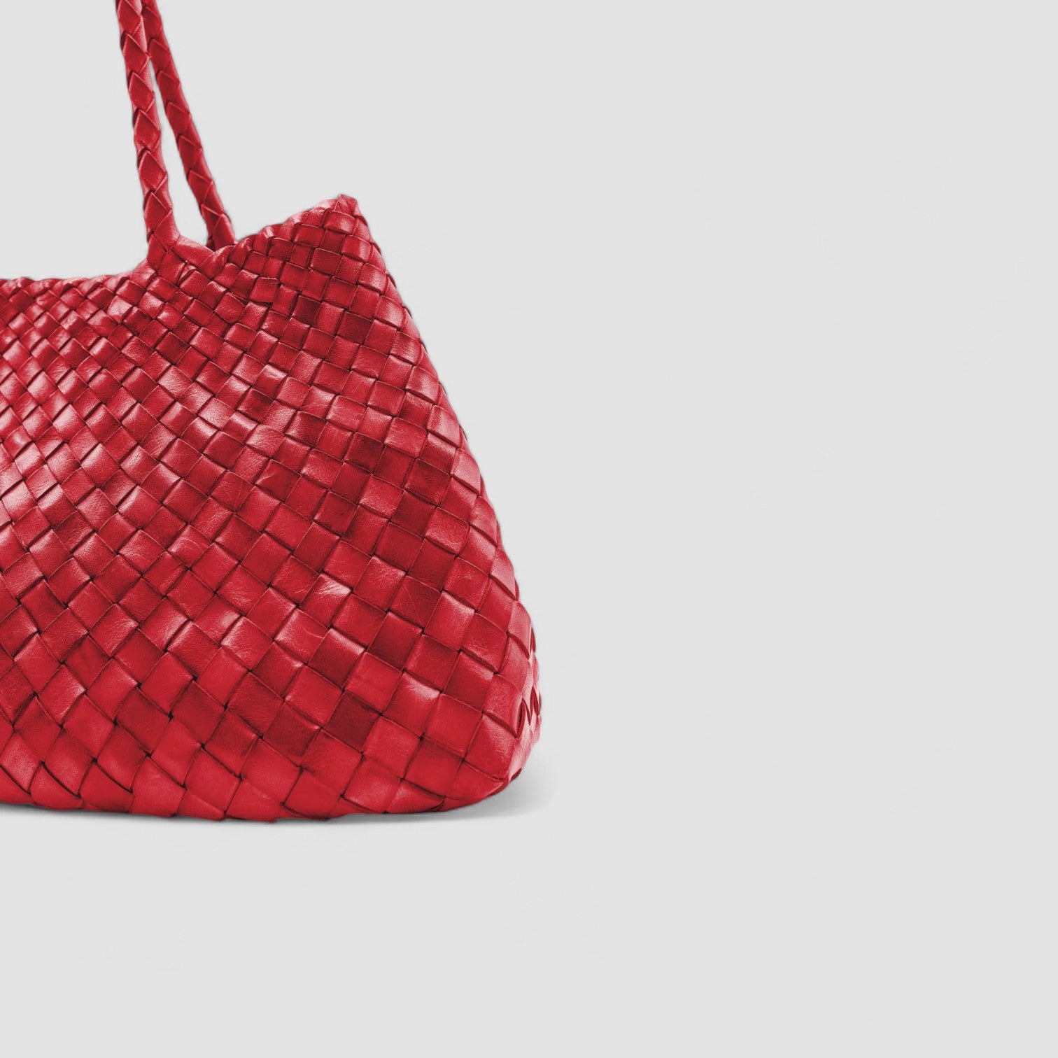 Corda Handbag in Pure Leather