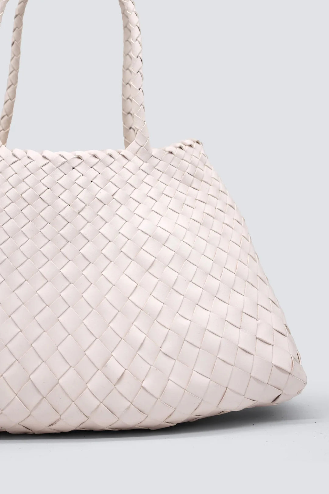 Corda Handbag in Pure Leather